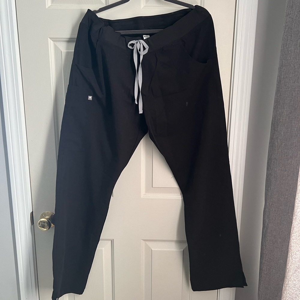 Black Figs Scrub Pants - XL TALL